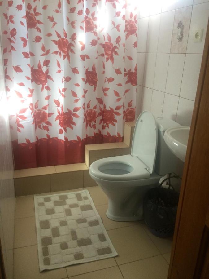 Изабелла Hotel Pitsoenda Buitenkant foto